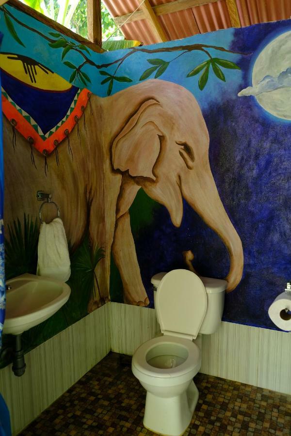 Kachikine Hostel Capurgana Ngoại thất bức ảnh